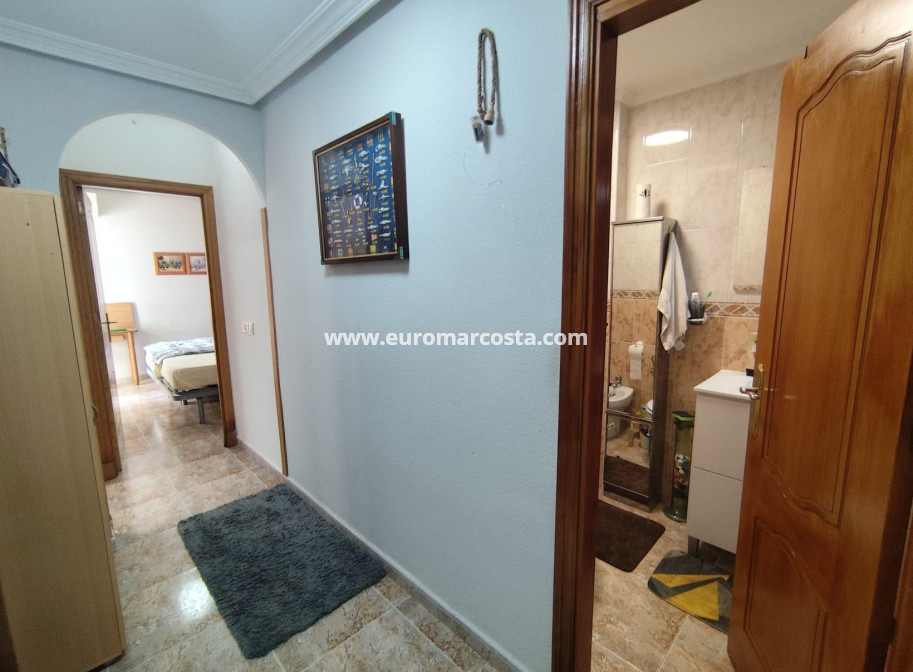Venta - Apartamento / piso - Torrevieja - TORREVIEJA