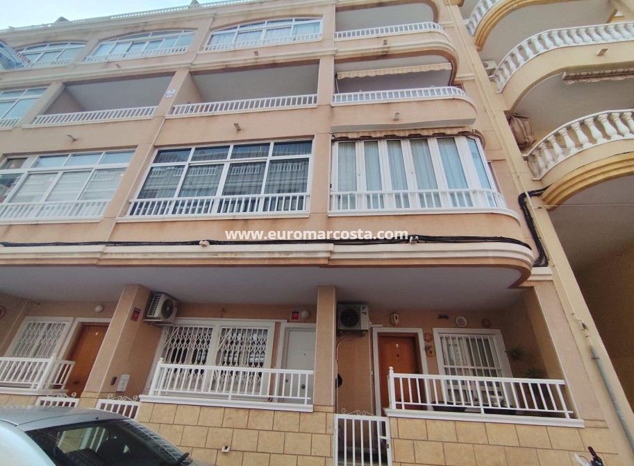 Venta - Apartamento / piso - Torrevieja - TORREVIEJA