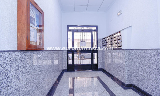 Sale - Apartment / flat - Torrevieja - TORREVIEJA