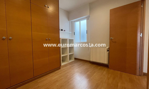 Venta - Apartamento / piso - Torrevieja - TORREVIEJA