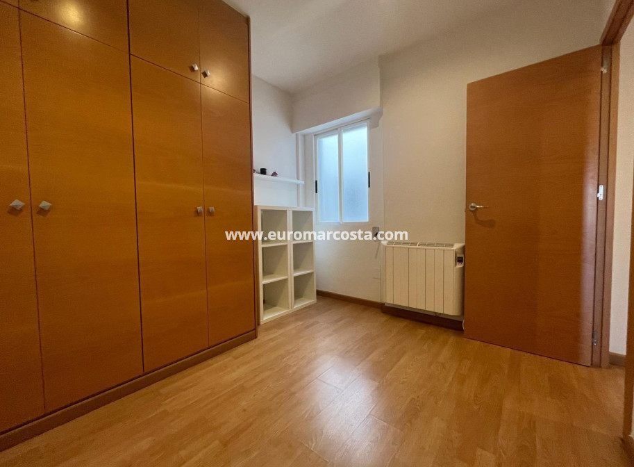 Venta - Apartamento / piso - Torrevieja - TORREVIEJA