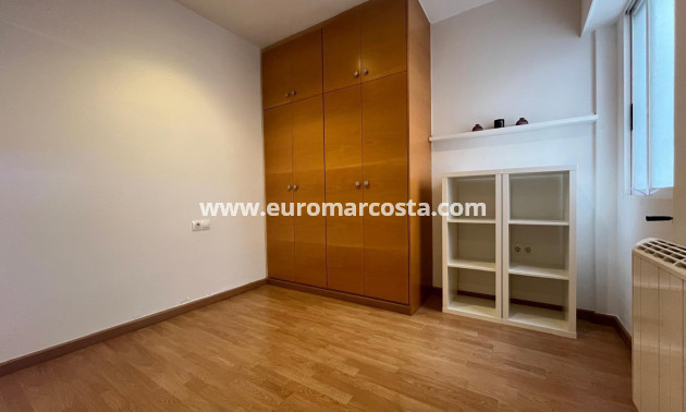 Venta - Apartamento / piso - Torrevieja - TORREVIEJA
