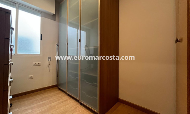 Venta - Apartamento / piso - Torrevieja - TORREVIEJA