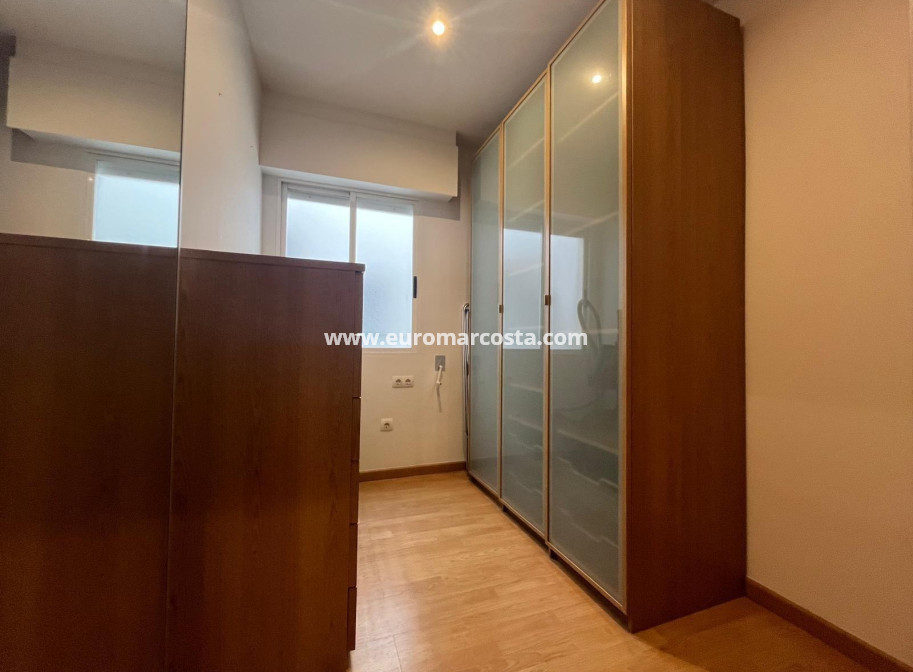 Venta - Apartamento / piso - Torrevieja - TORREVIEJA