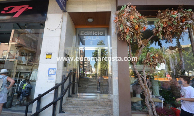 Venta - Apartamento / piso - Torrevieja - TORREVIEJA