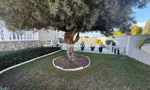 Objekte zum Wiederverkauf - Villa freitstehend - Torrevieja - Los Balcones - Los Altos del Edén