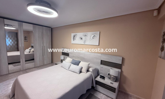 Objekte zum Wiederverkauf - Villa freitstehend - Torrevieja - Los Balcones - Los Altos del Edén