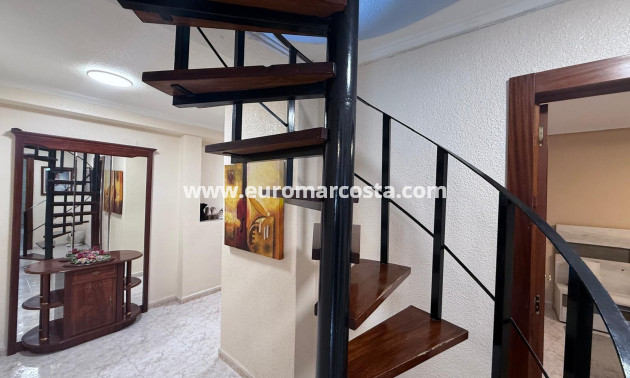 Objekte zum Wiederverkauf - Villa freitstehend - Torrevieja - Los Balcones - Los Altos del Edén