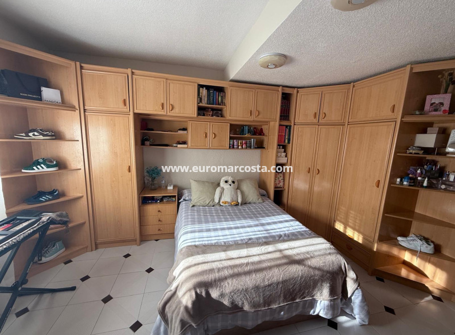 Objekte zum Wiederverkauf - Villa freitstehend - Torrevieja - Los Balcones - Los Altos del Edén
