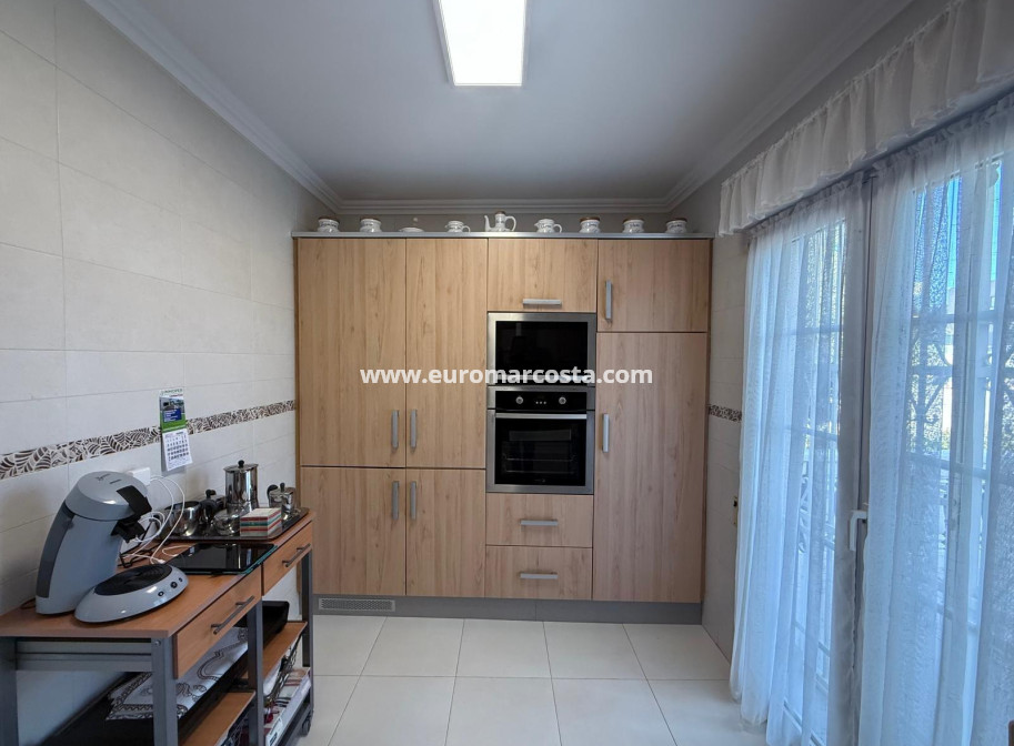 Objekte zum Wiederverkauf - Villa freitstehend - Torrevieja - Los Balcones - Los Altos del Edén