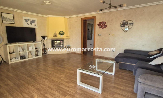 Objekte zum Wiederverkauf - Stadthaus - Torrevieja - TORREVIEJA