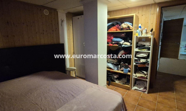 Objekte zum Wiederverkauf - Stadthaus - Torrevieja - TORREVIEJA