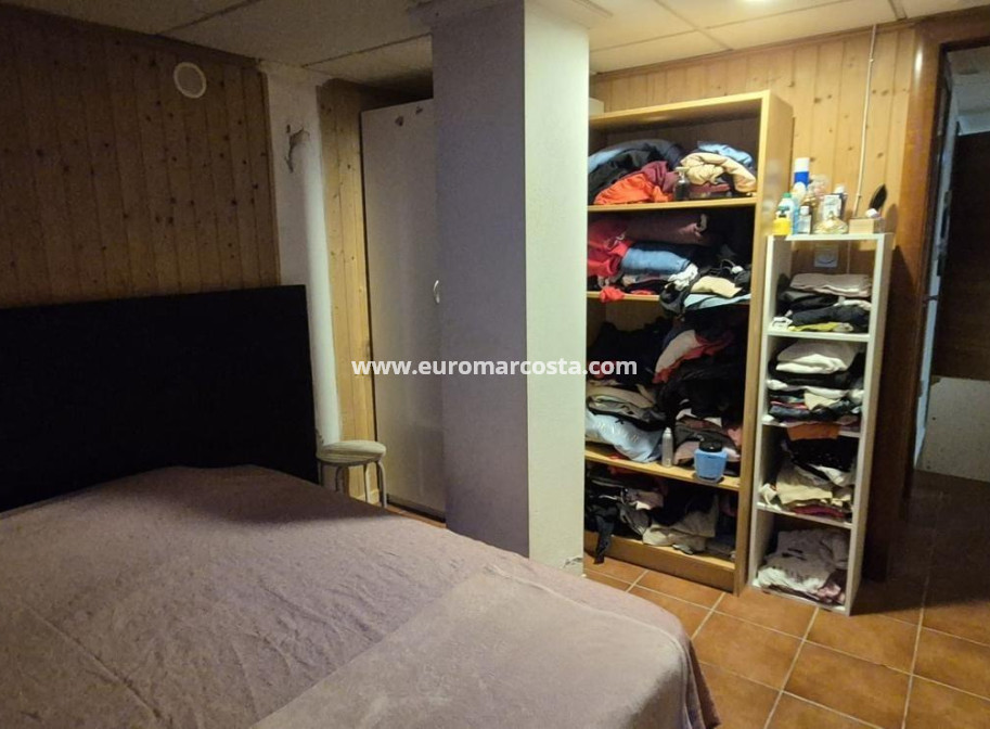 Objekte zum Wiederverkauf - Stadthaus - Torrevieja - TORREVIEJA