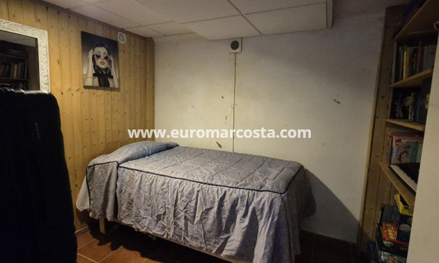 Objekte zum Wiederverkauf - Stadthaus - Torrevieja - TORREVIEJA