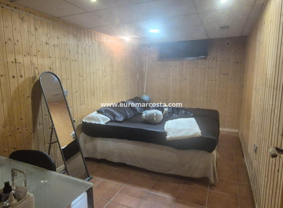 Objekte zum Wiederverkauf - Stadthaus - Torrevieja - TORREVIEJA