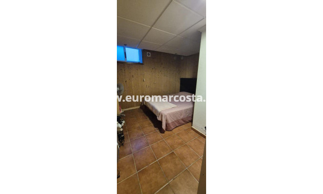 Objekte zum Wiederverkauf - Stadthaus - Torrevieja - TORREVIEJA