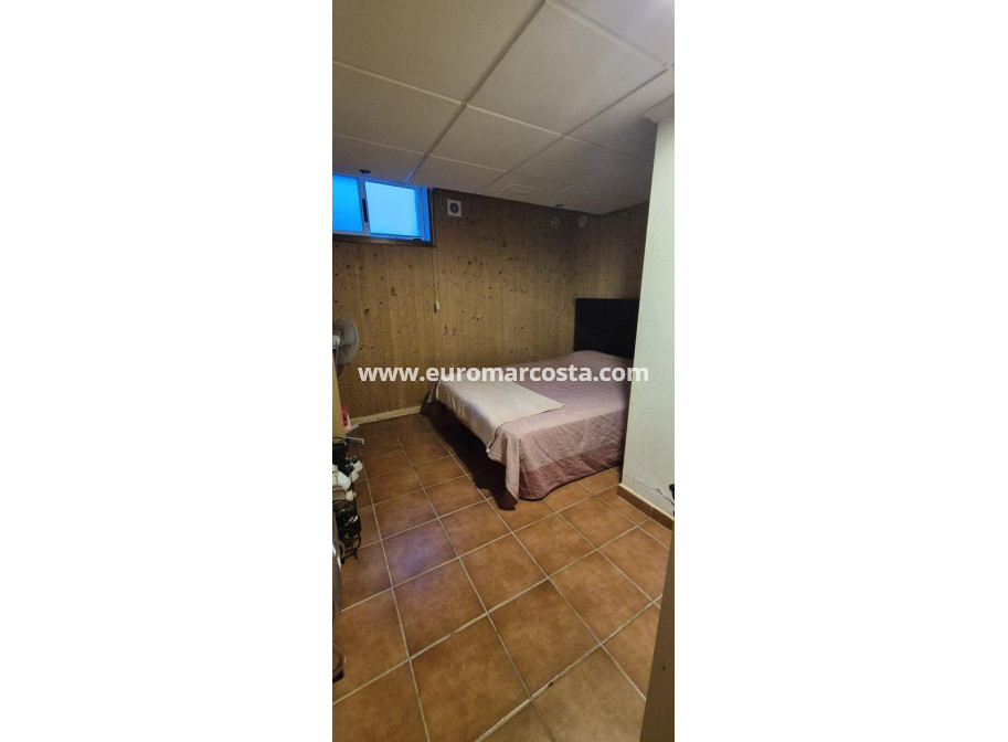 Objekte zum Wiederverkauf - Stadthaus - Torrevieja - TORREVIEJA