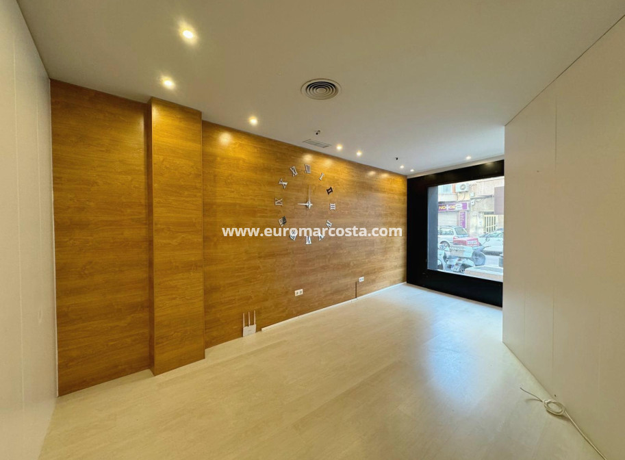 Venta - Comercial - Guardamar del Segura - Pueblo