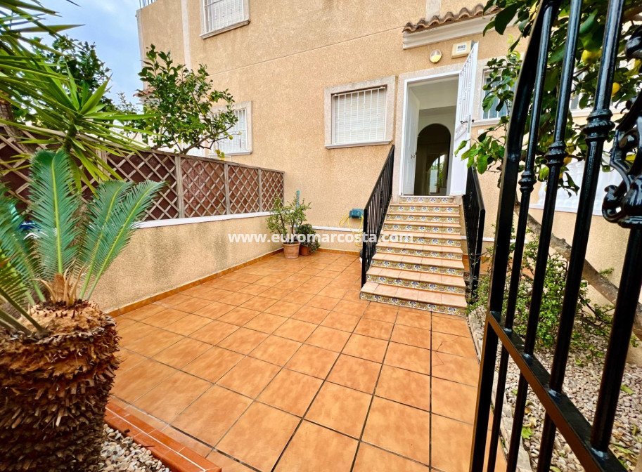 Venta - Adosado - Orihuela Costa - TORREVIEJA