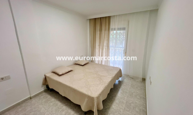 Venta - Adosado - Orihuela Costa - TORREVIEJA
