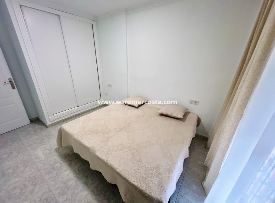 Venta - Adosado - Orihuela Costa - TORREVIEJA