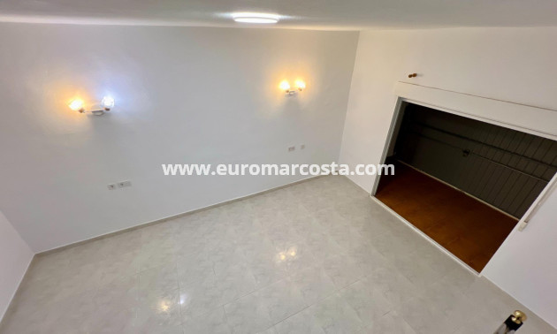 Venta - Adosado - Orihuela Costa - TORREVIEJA