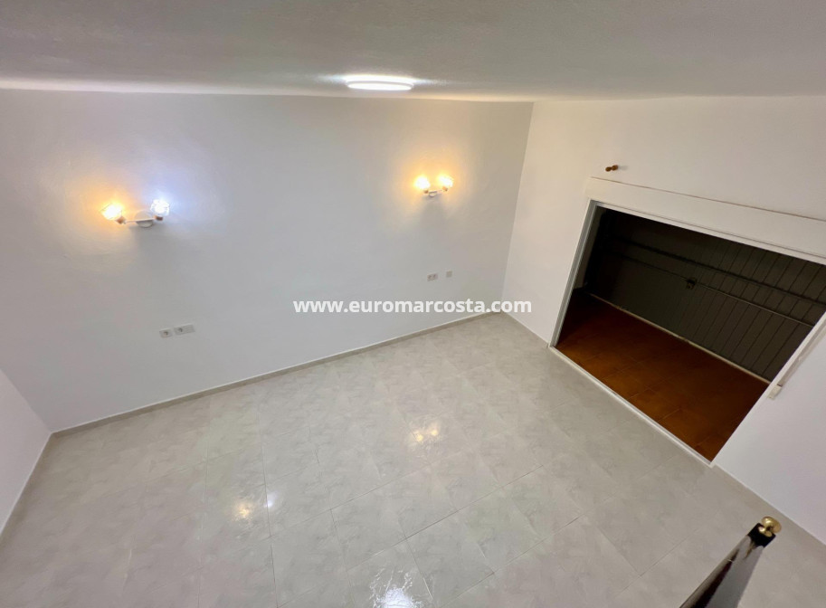 Venta - Adosado - Orihuela Costa - TORREVIEJA