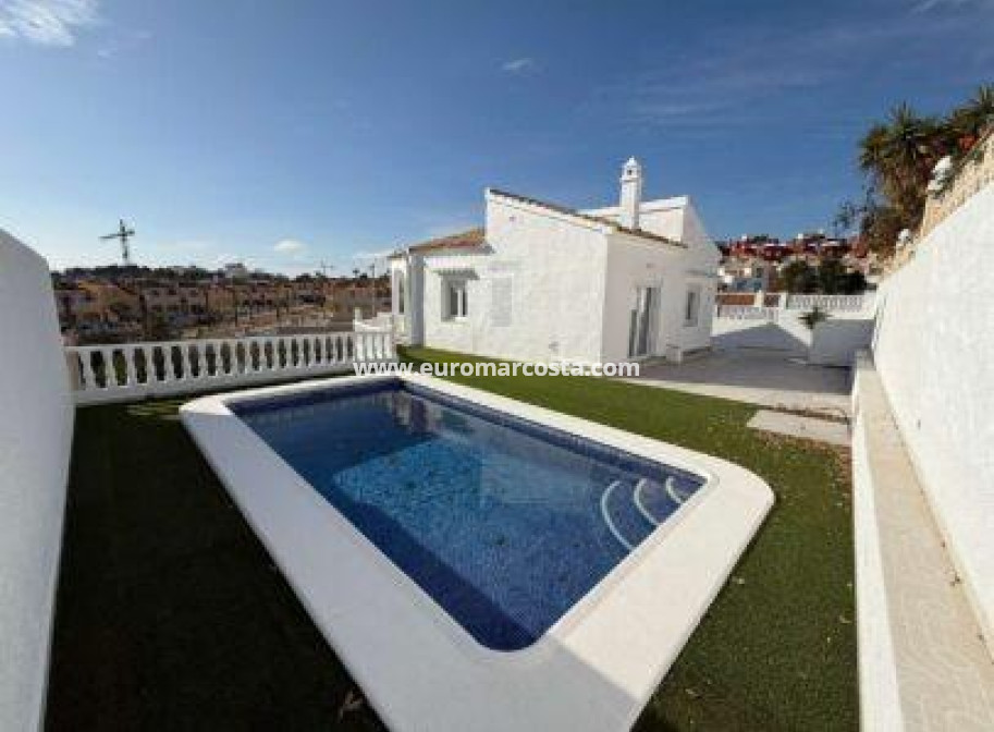 Objekte zum Wiederverkauf - Villa freitstehend - Orihuela Costa - TORREVIEJA