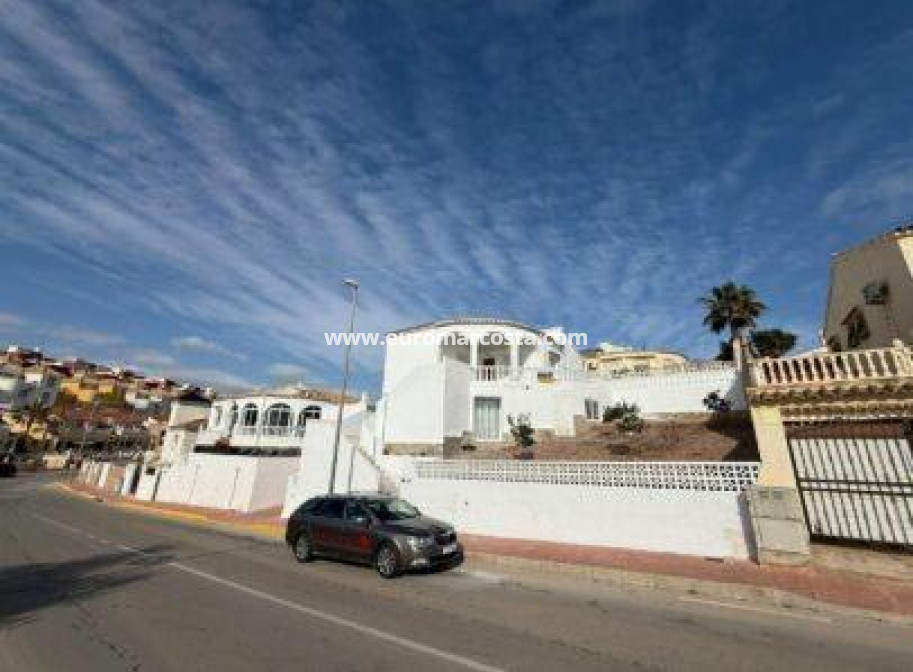 Objekte zum Wiederverkauf - Villa freitstehend - Orihuela Costa - TORREVIEJA