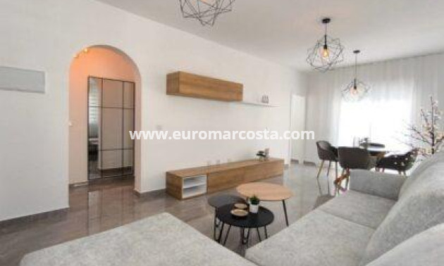 Objekte zum Wiederverkauf - Villa freitstehend - Orihuela Costa - TORREVIEJA