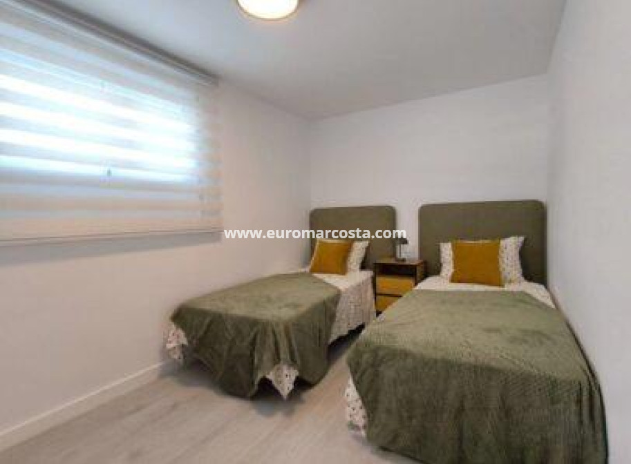 Objekte zum Wiederverkauf - Villa freitstehend - Orihuela Costa - TORREVIEJA