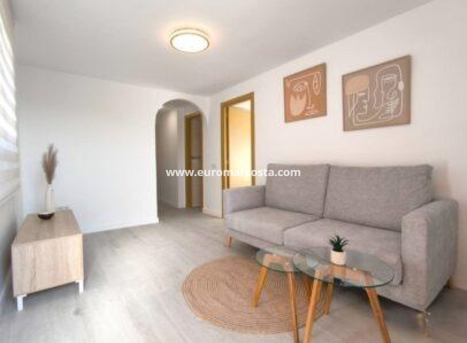 Objekte zum Wiederverkauf - Villa freitstehend - Orihuela Costa - TORREVIEJA