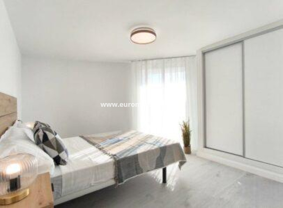 Objekte zum Wiederverkauf - Villa freitstehend - Orihuela Costa - TORREVIEJA