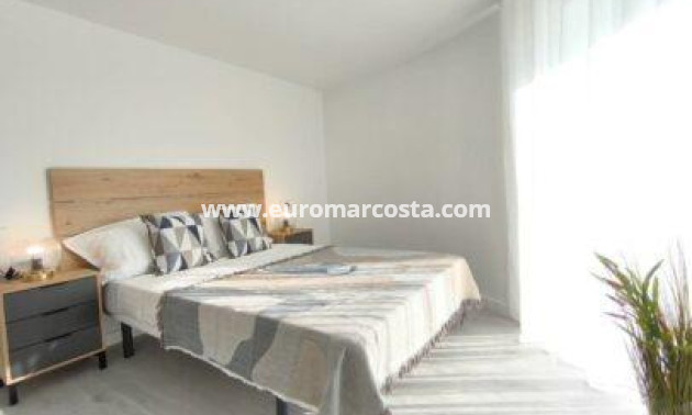 Objekte zum Wiederverkauf - Villa freitstehend - Orihuela Costa - TORREVIEJA