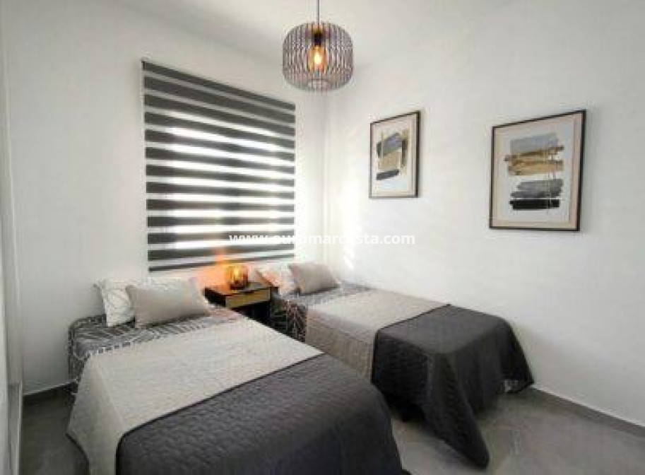 Objekte zum Wiederverkauf - Villa freitstehend - Orihuela Costa - TORREVIEJA