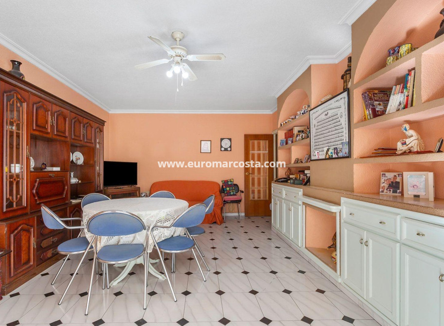 Venta - Apartamento / piso - Torrevieja - TORREVIEJA