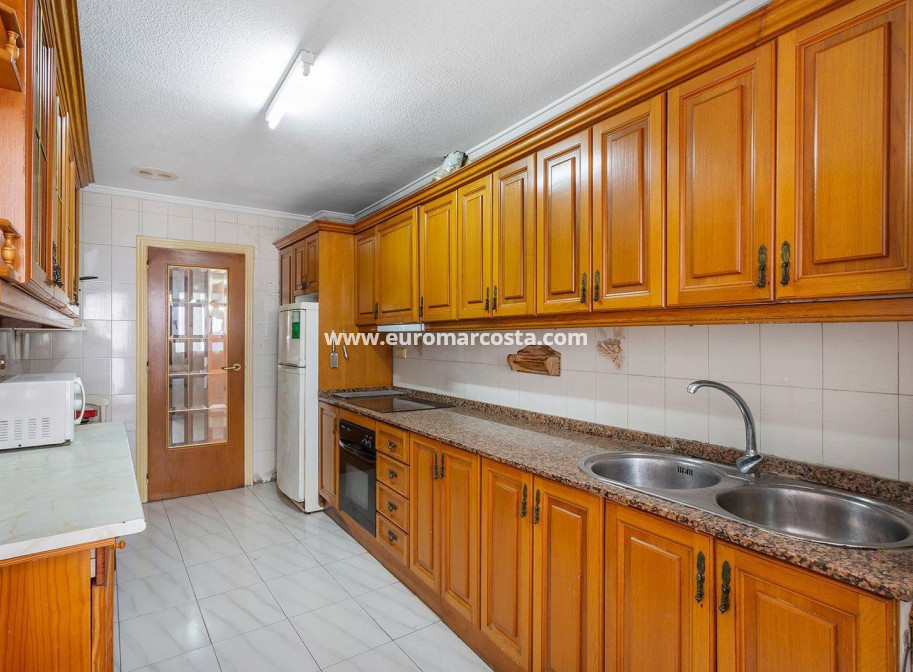 Venta - Apartamento / piso - Torrevieja - TORREVIEJA