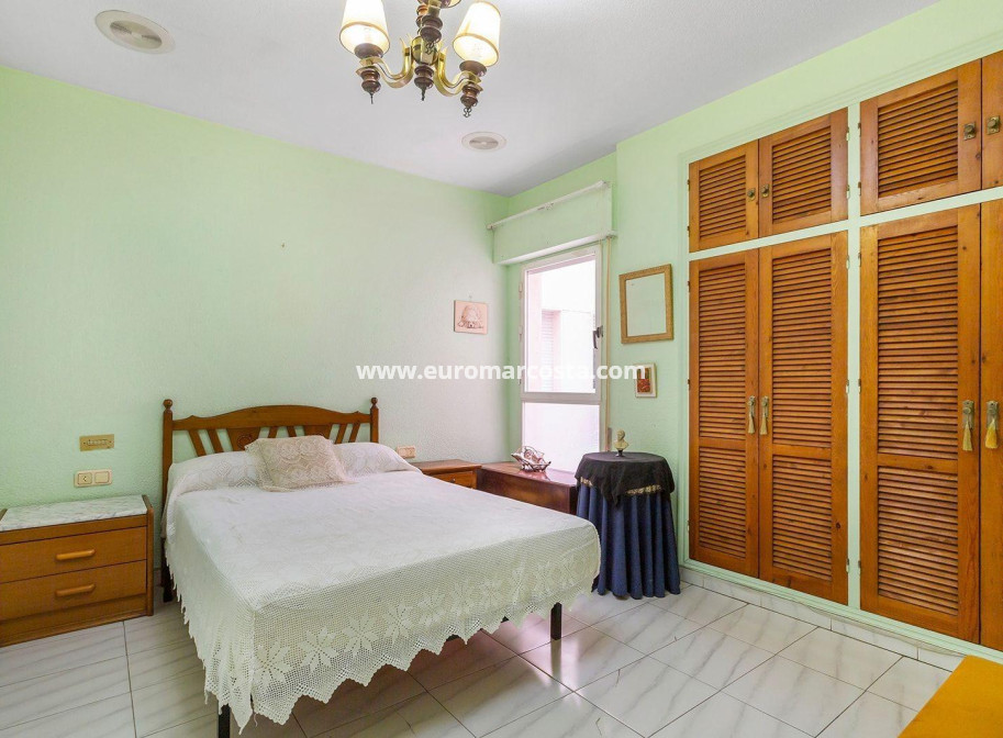 Venta - Apartamento / piso - Torrevieja - TORREVIEJA
