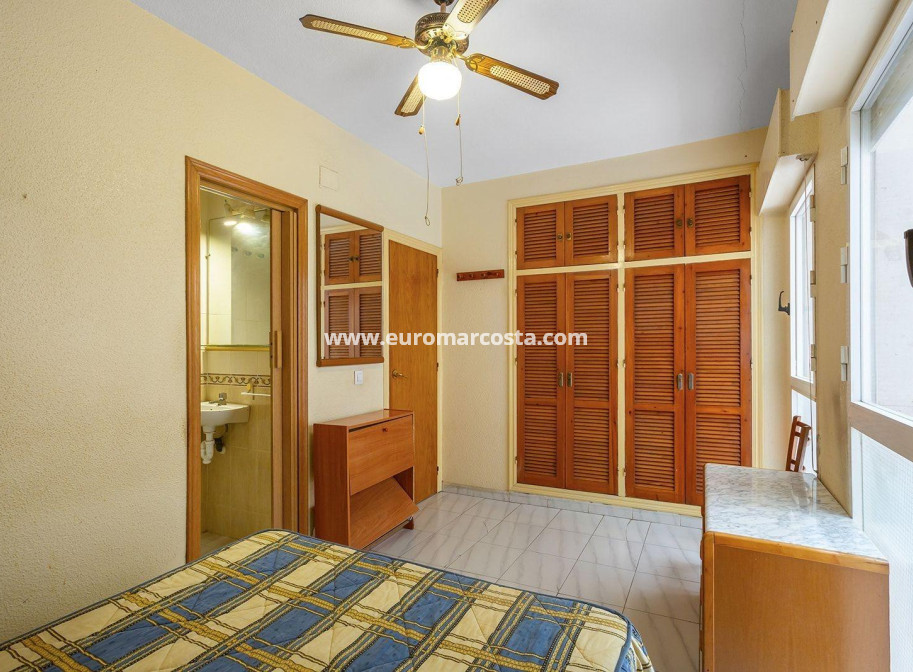 Venta - Apartamento / piso - Torrevieja - TORREVIEJA
