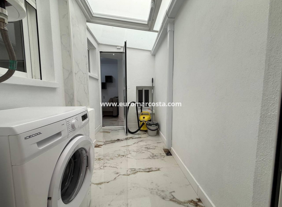 Venta - Apartamento / piso - Torrevieja - TORREVIEJA