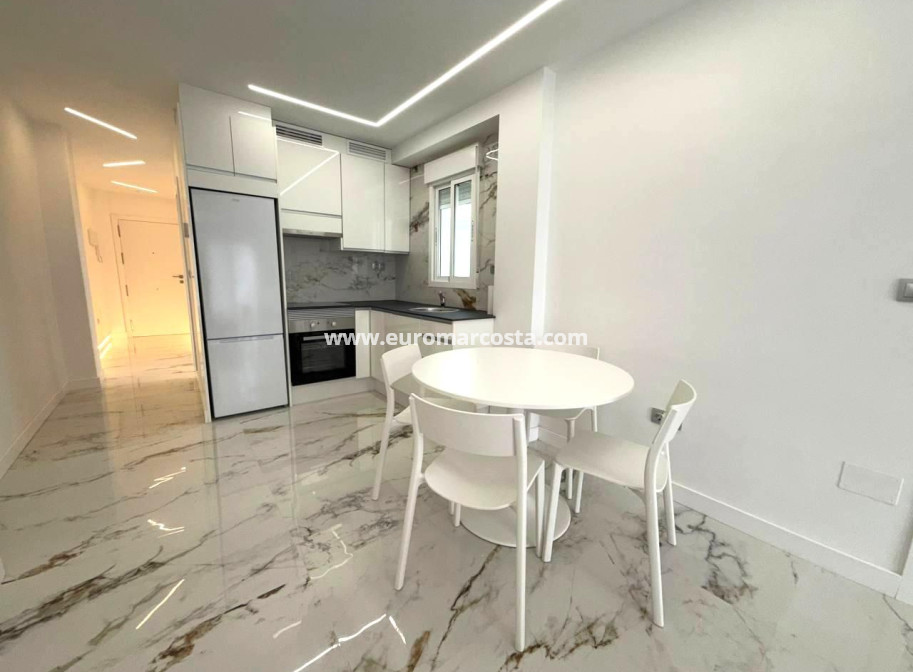 Venta - Apartamento / piso - Torrevieja - TORREVIEJA