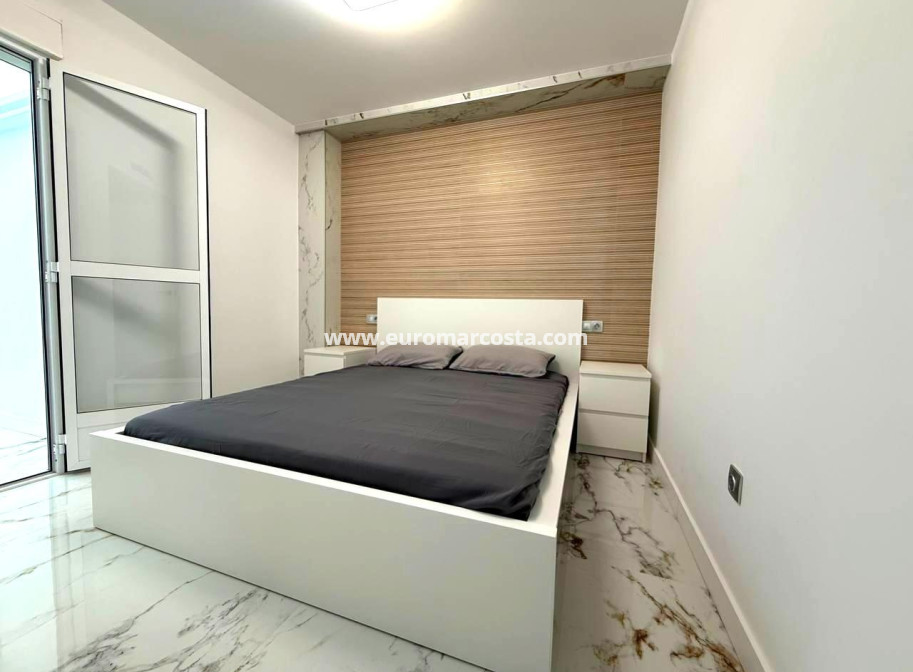 Venta - Apartamento / piso - Torrevieja - TORREVIEJA