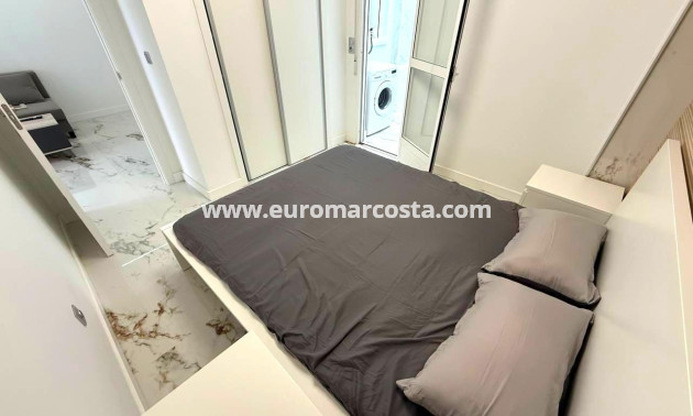 Venta - Apartamento / piso - Torrevieja - TORREVIEJA