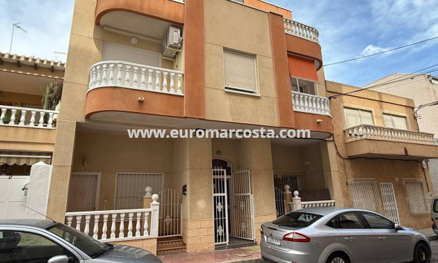 Venta - Apartamento / piso - Torrevieja - TORREVIEJA