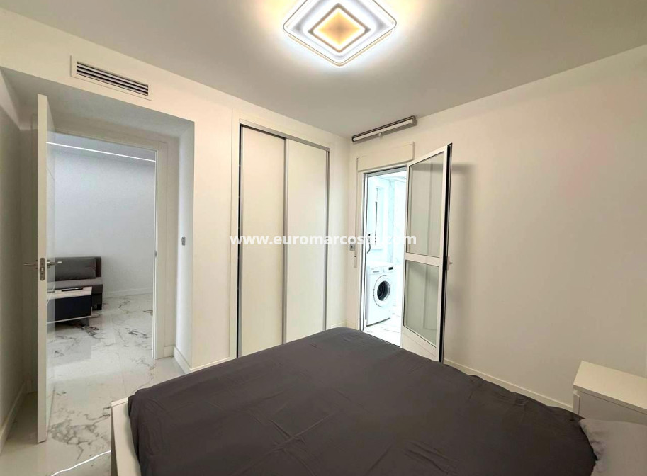 Venta - Apartamento / piso - Torrevieja - TORREVIEJA