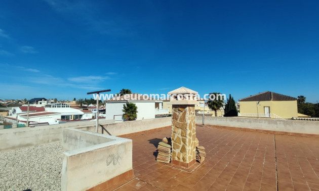 Objekte zum Wiederverkauf - Villa freitstehend - Orihuela Costa