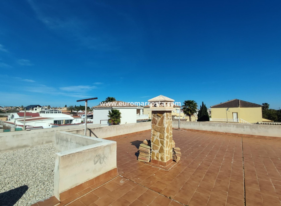 Objekte zum Wiederverkauf - Villa freitstehend - Orihuela Costa