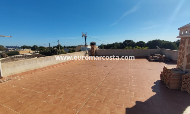 Objekte zum Wiederverkauf - Villa freitstehend - Orihuela Costa
