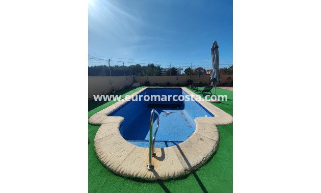 Objekte zum Wiederverkauf - Villa freitstehend - Orihuela Costa
