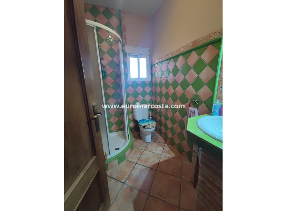 Objekte zum Wiederverkauf - Villa freitstehend - Orihuela Costa